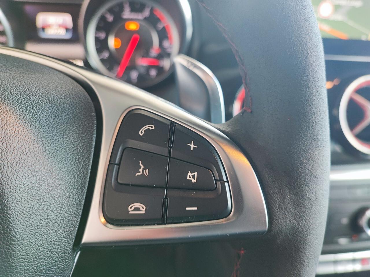 Mercedes-benz CLA 45 AMG 4Matic FULL+++