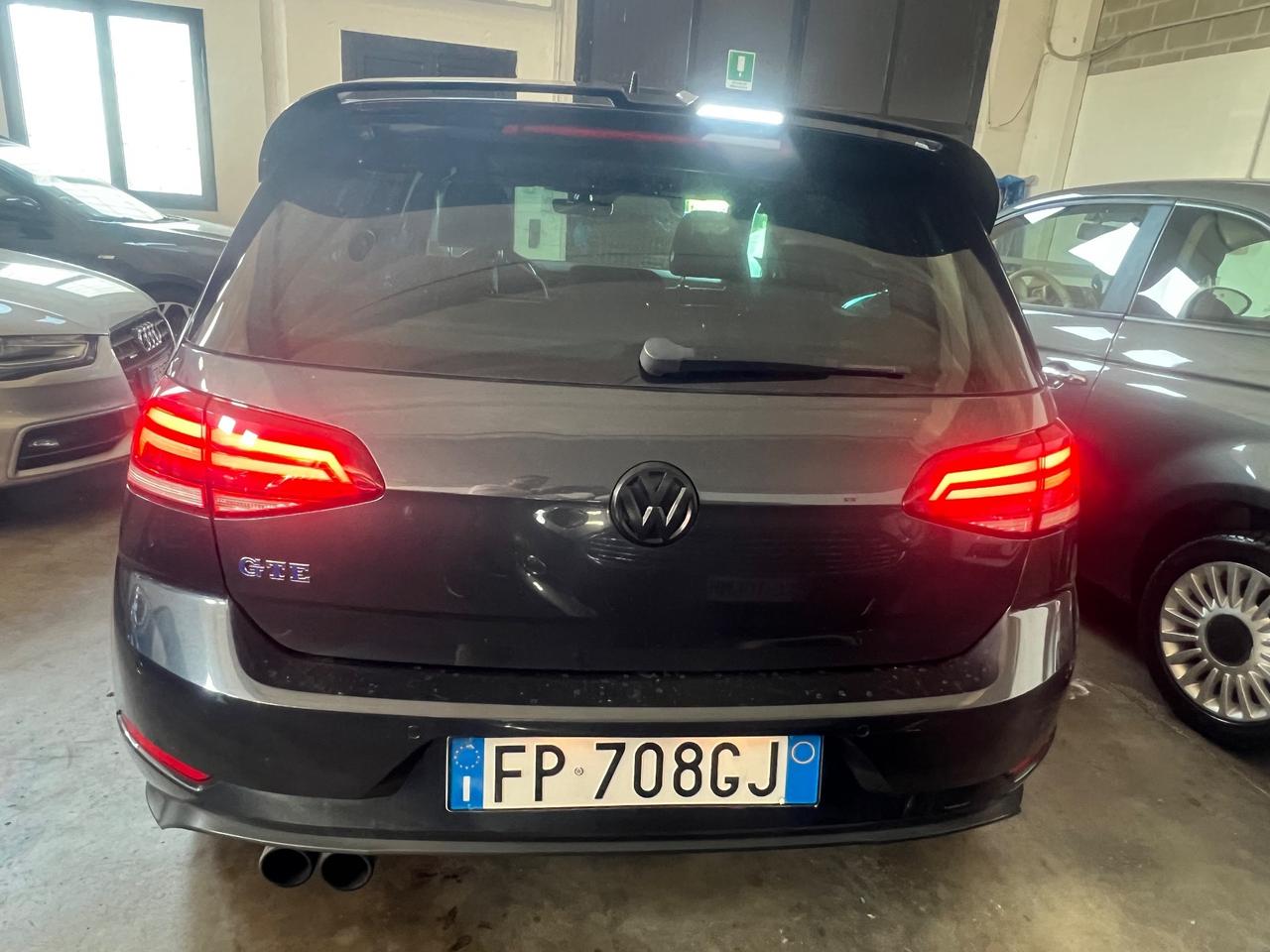 Volkswagen Golf gte dsg 204 cv tetto apribile