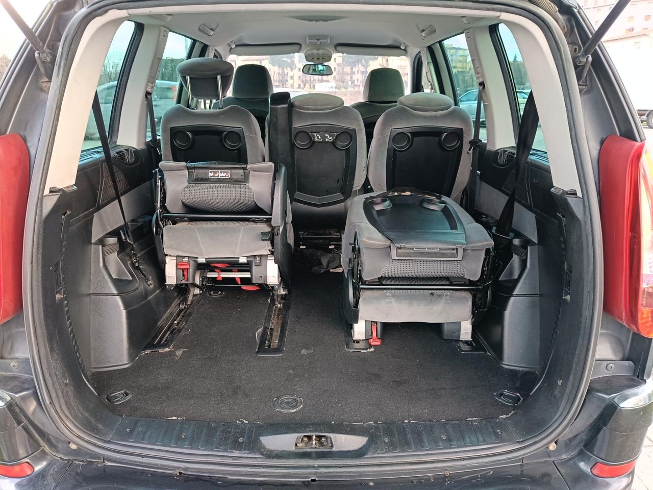 Peugeot 807 2.0 HDi - 7 posti