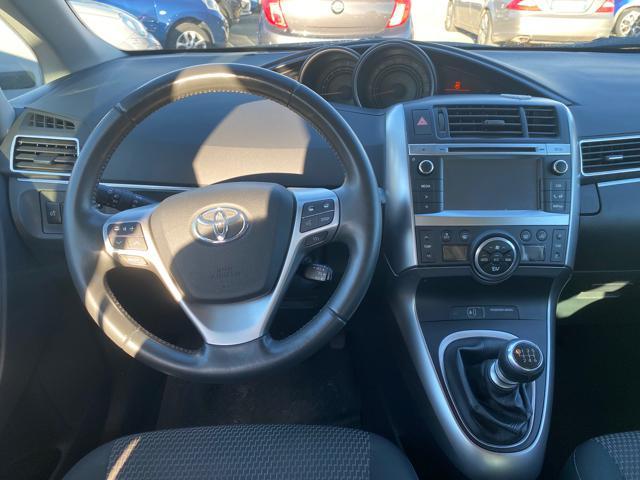 TOYOTA Verso 1.6 D-4D Style