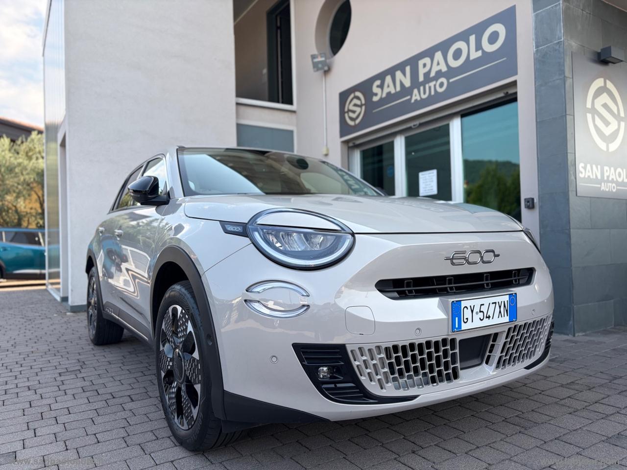 FIAT 600 Hybrid 110 CV DCT MHEV La Prima