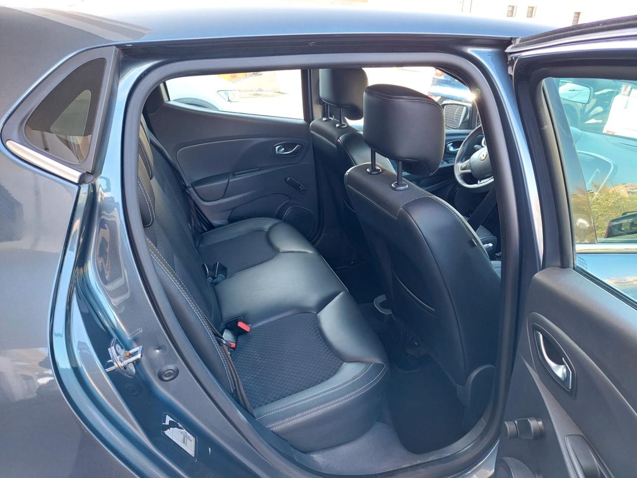 Renault Clio dCi 8V 90CV EDC Start&Stop 5 porte Energy Intens
