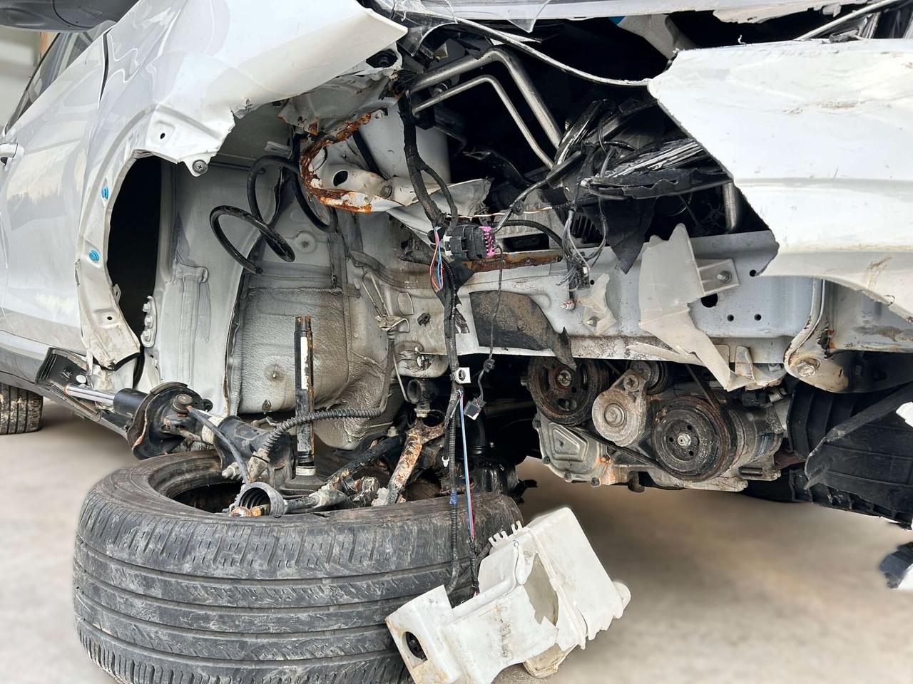 MG ZS 1.5 Benzina 106CV - 2024 Incidentata