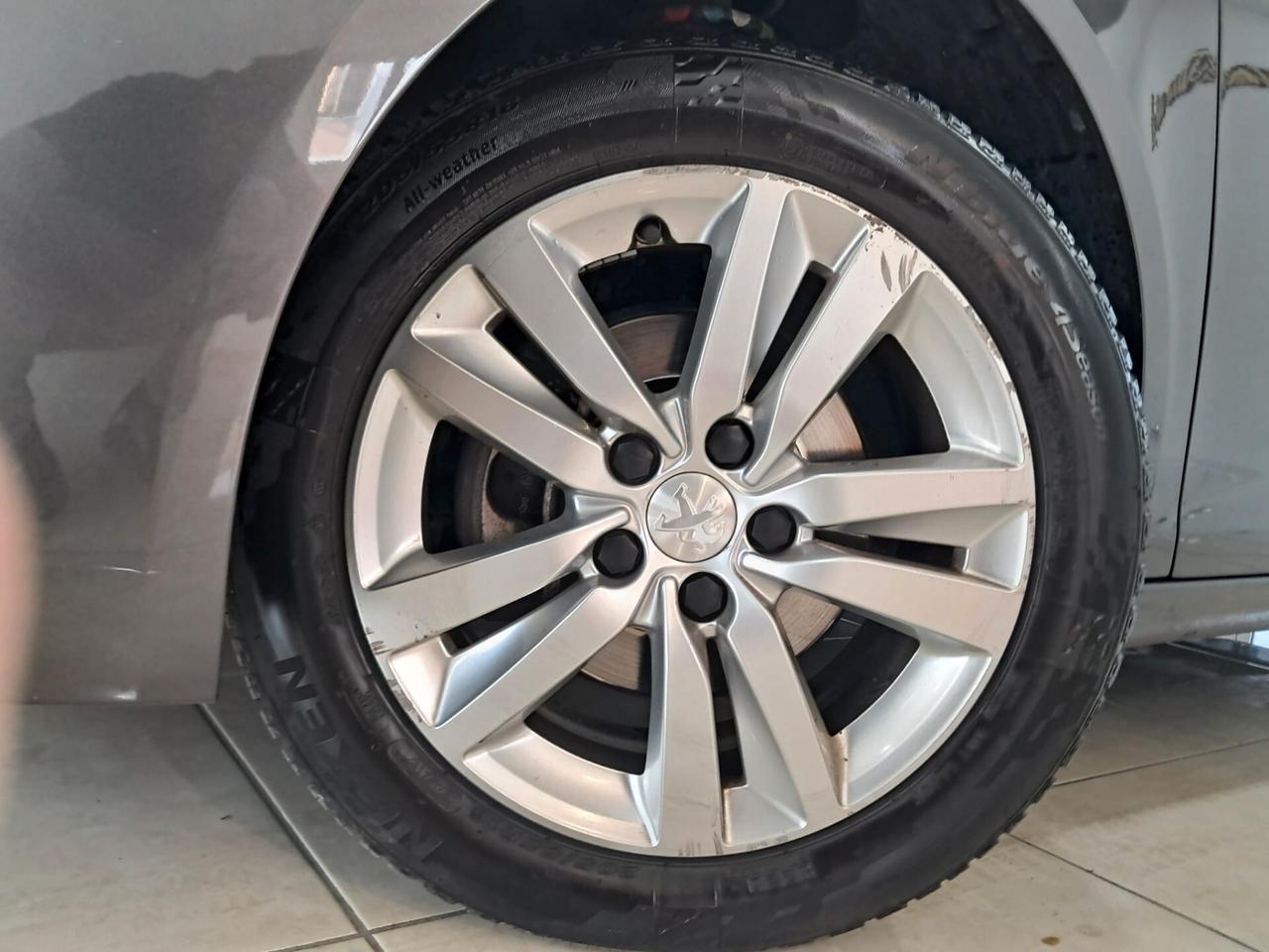 Peugeot 308 BlueHDi 130 S&S EAT8 SW Business