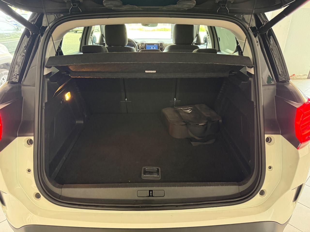 Citroen C5 Aircross Hybrid 225 e-EAT8 Shine