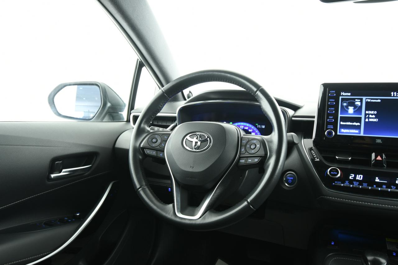TOYOTA Corolla 2.0h Style cvt CAMERA+ACC+LED+C17"