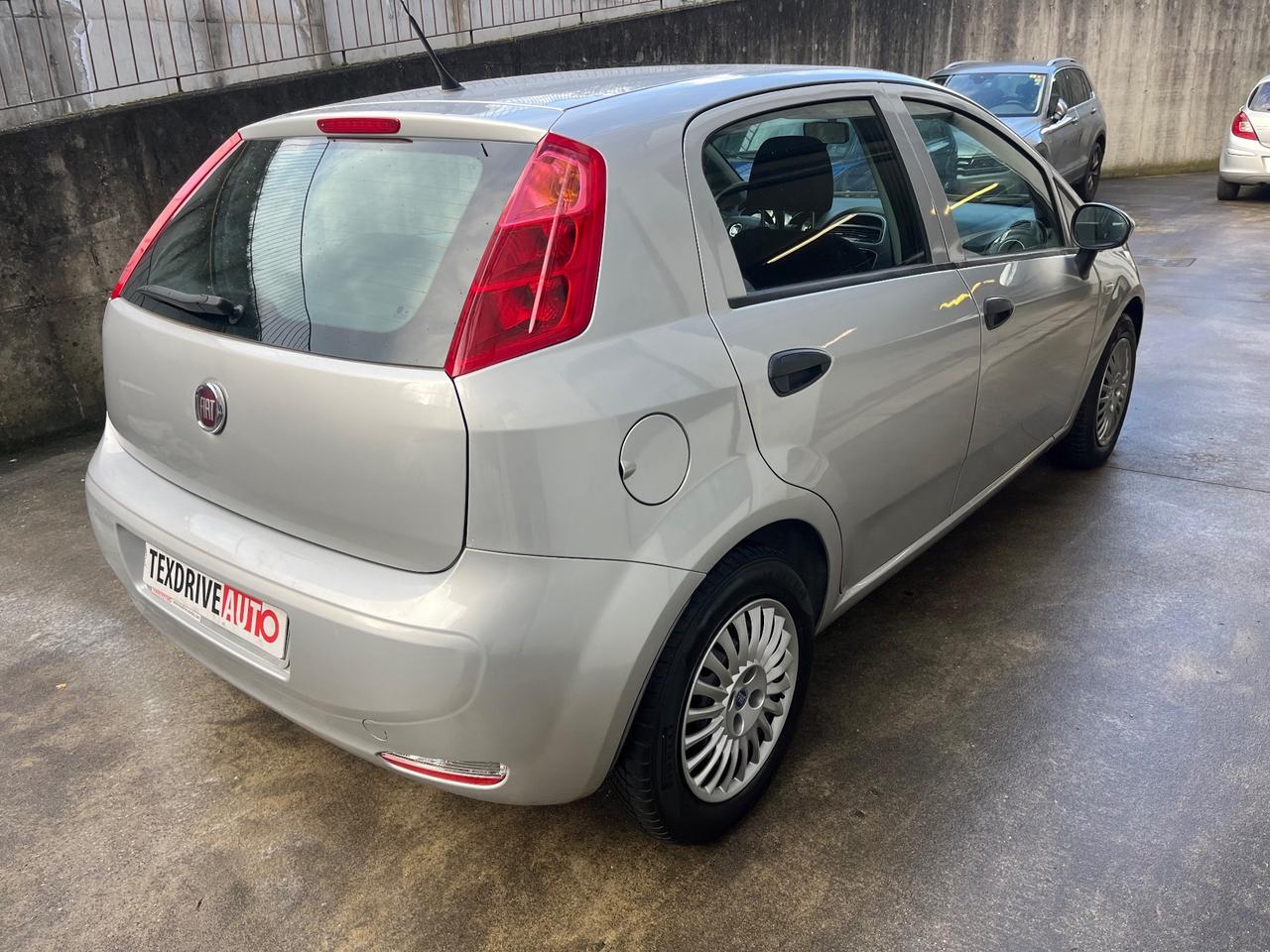 Fiat Punto 1.3 MJT II S&S 95 CV 5 porte Street