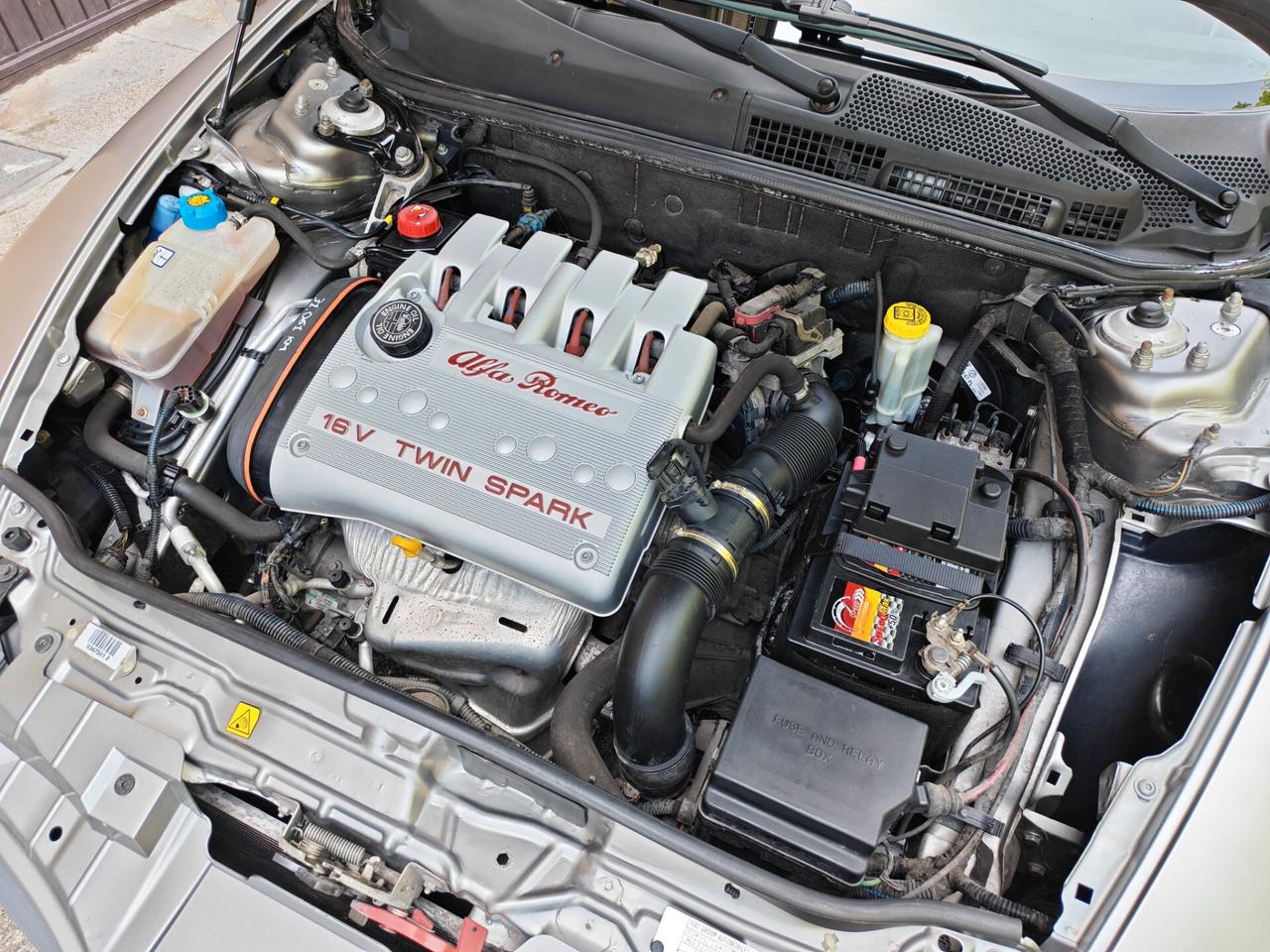 Alfa Romeo 147 1.6 BENZINA 105cv / 39.000km / Unipro