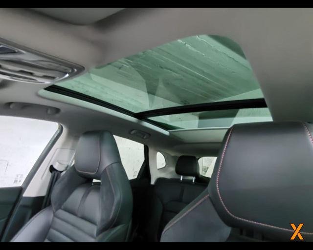 MG EHS Plug-in Hybrid Luxury