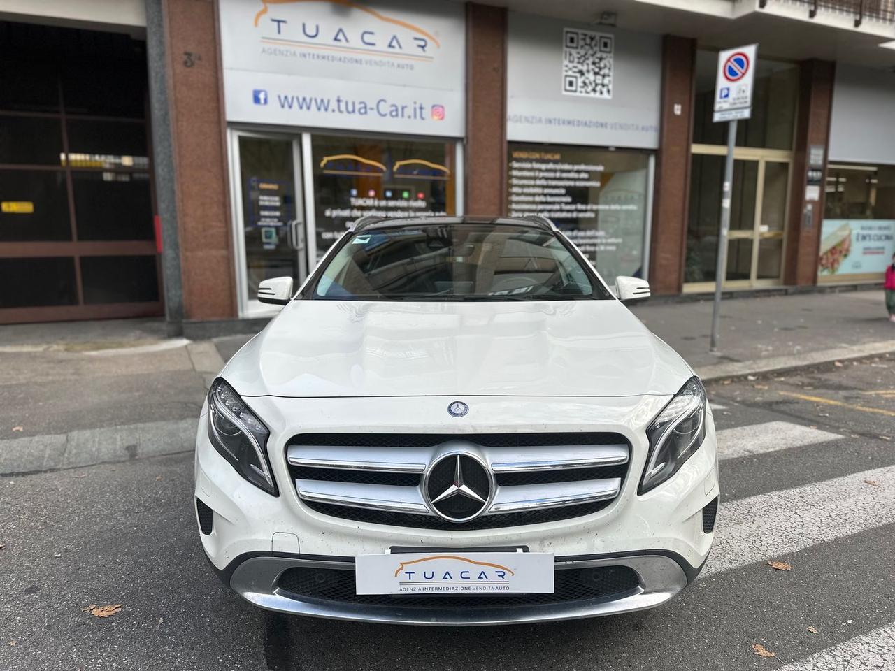 Mercedes-Benz GLA 200 Sport GLA 200 D