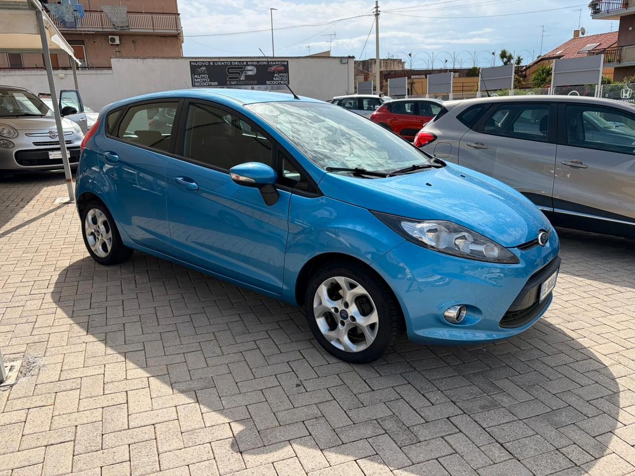 Ford Fiesta Ikon 1.2 16V 60CV 5p. Business
