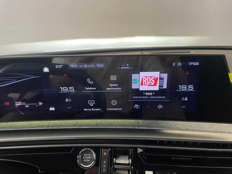 PEUGEOT Nuovo 5008 Hybrid 136 e-DCS6 GT