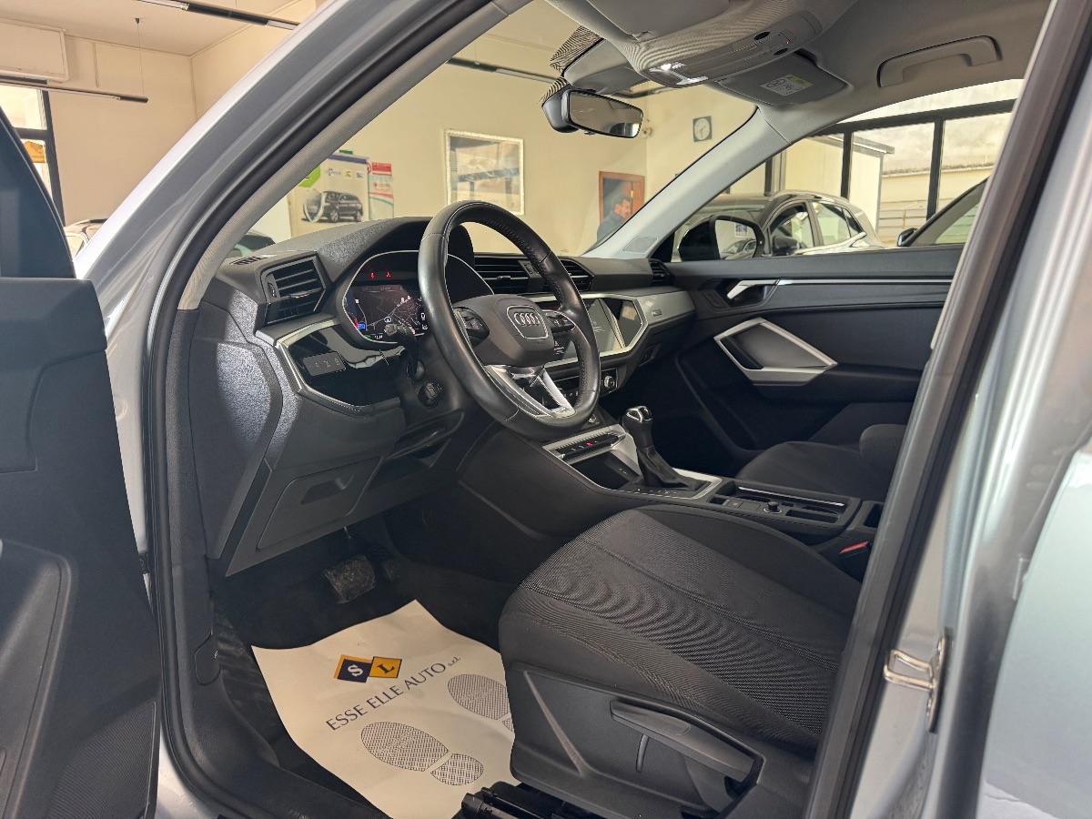 AUDI Q3 35TDI S tronic Business UNICO PROP/ MATRIX