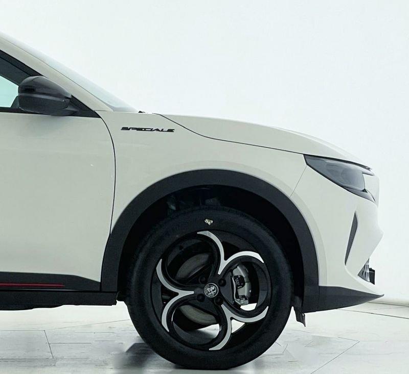 Alfa Romeo Junior 1.2 136 CV Hybrid eDCT6 Speciale