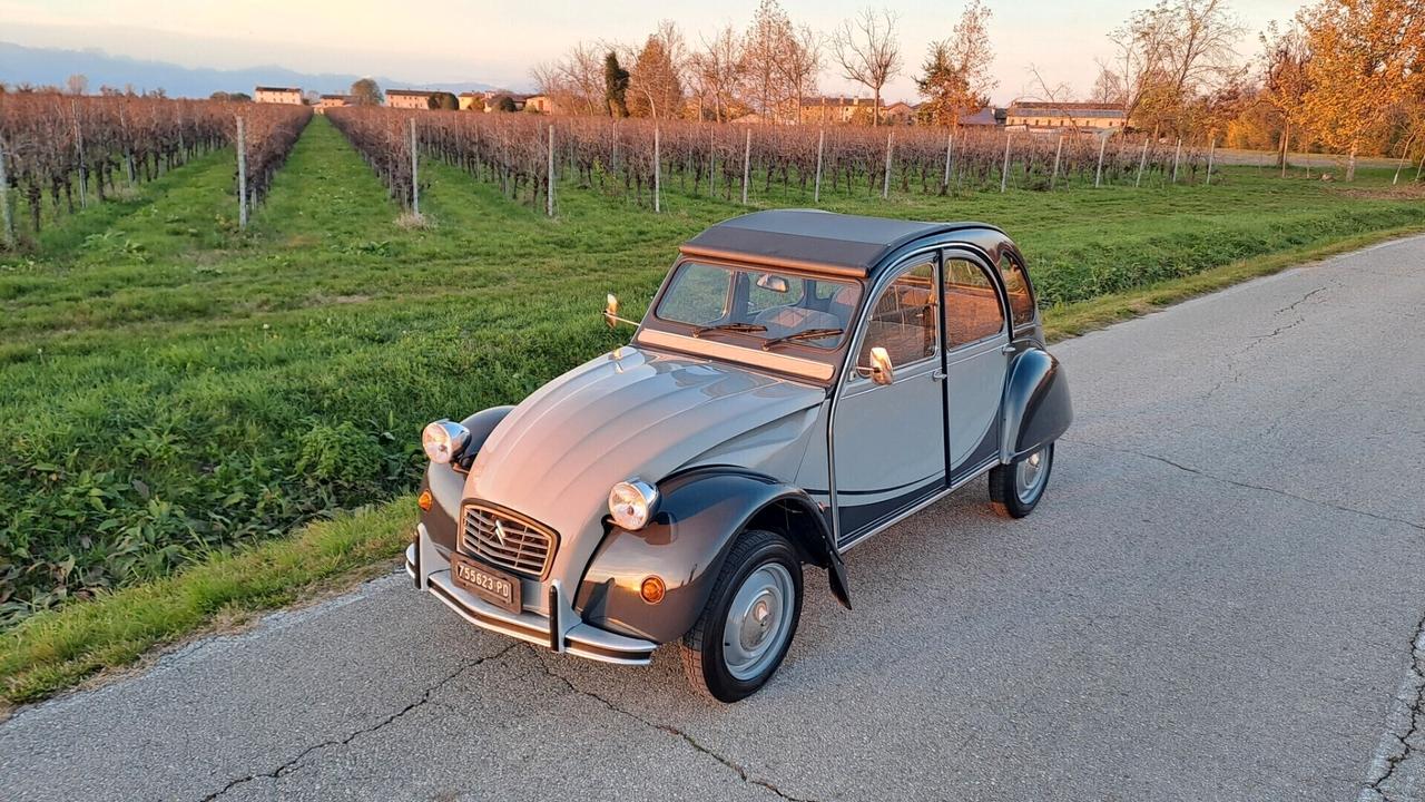 Citroen 2CV 6 Charleston RESTAURATA
