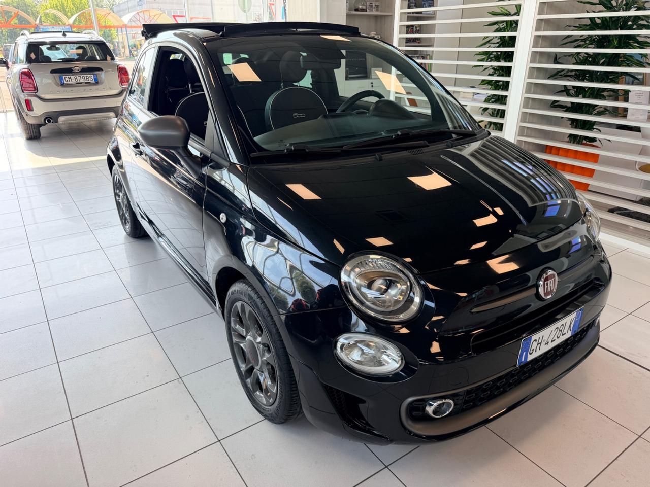Fiat 500 C 1.0 Hybrid Sport