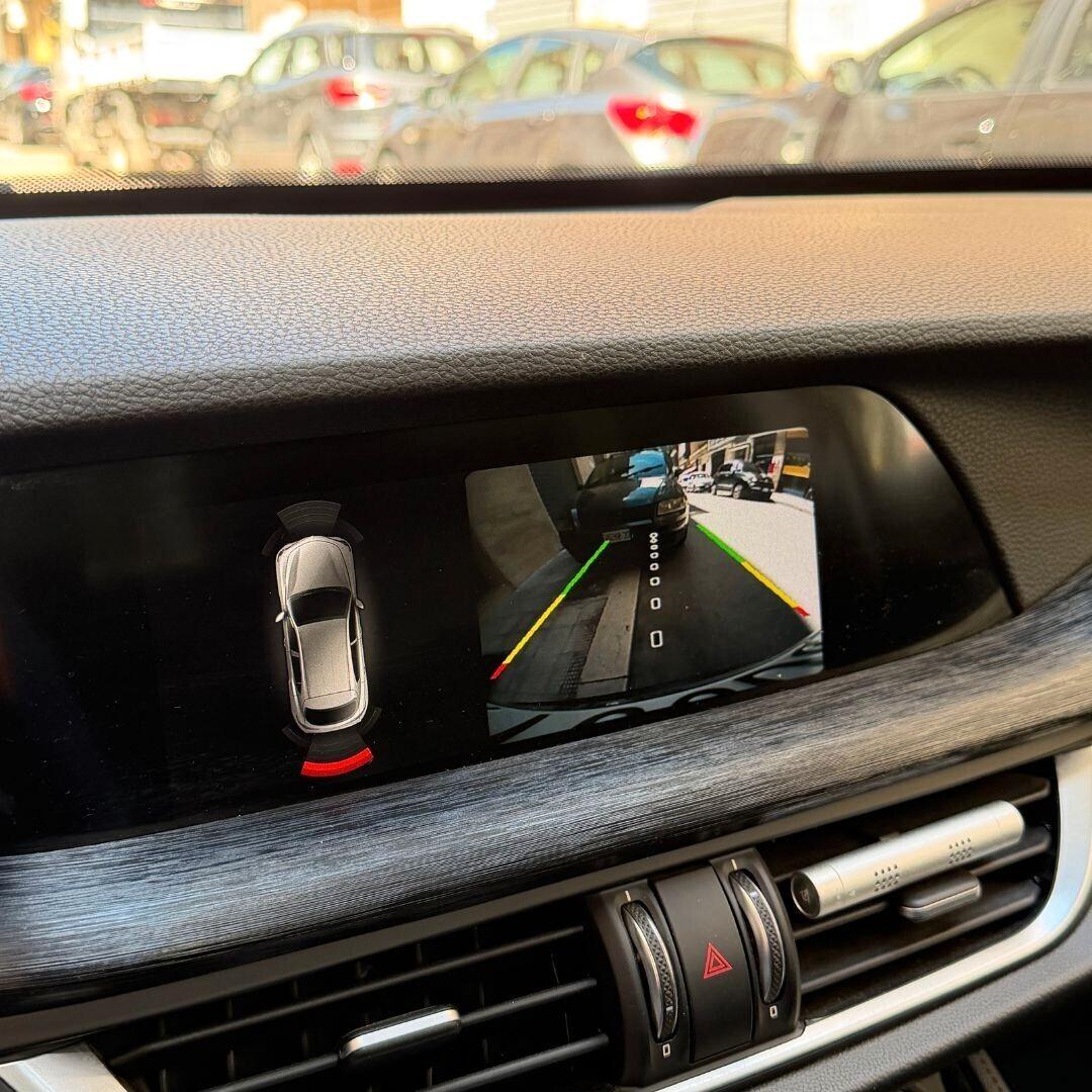 Alfa Romeo Stelvio 2.2 Turbodiesel 210 CV AT8 Q4