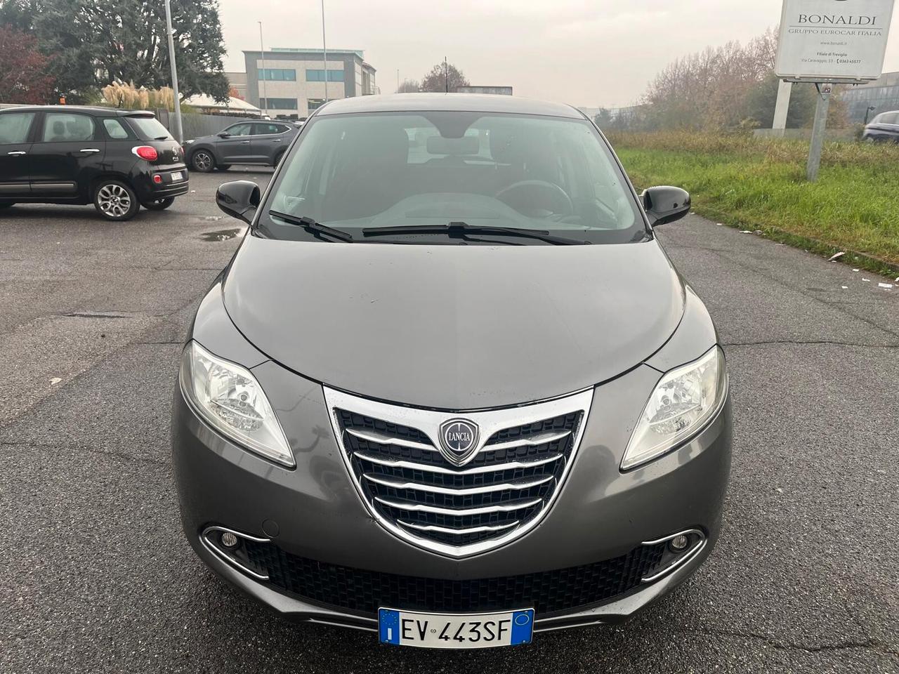 Lancia Ypsilon 0.9 TwinAir 84CV-62 5 porte Metano Ecochic Gold