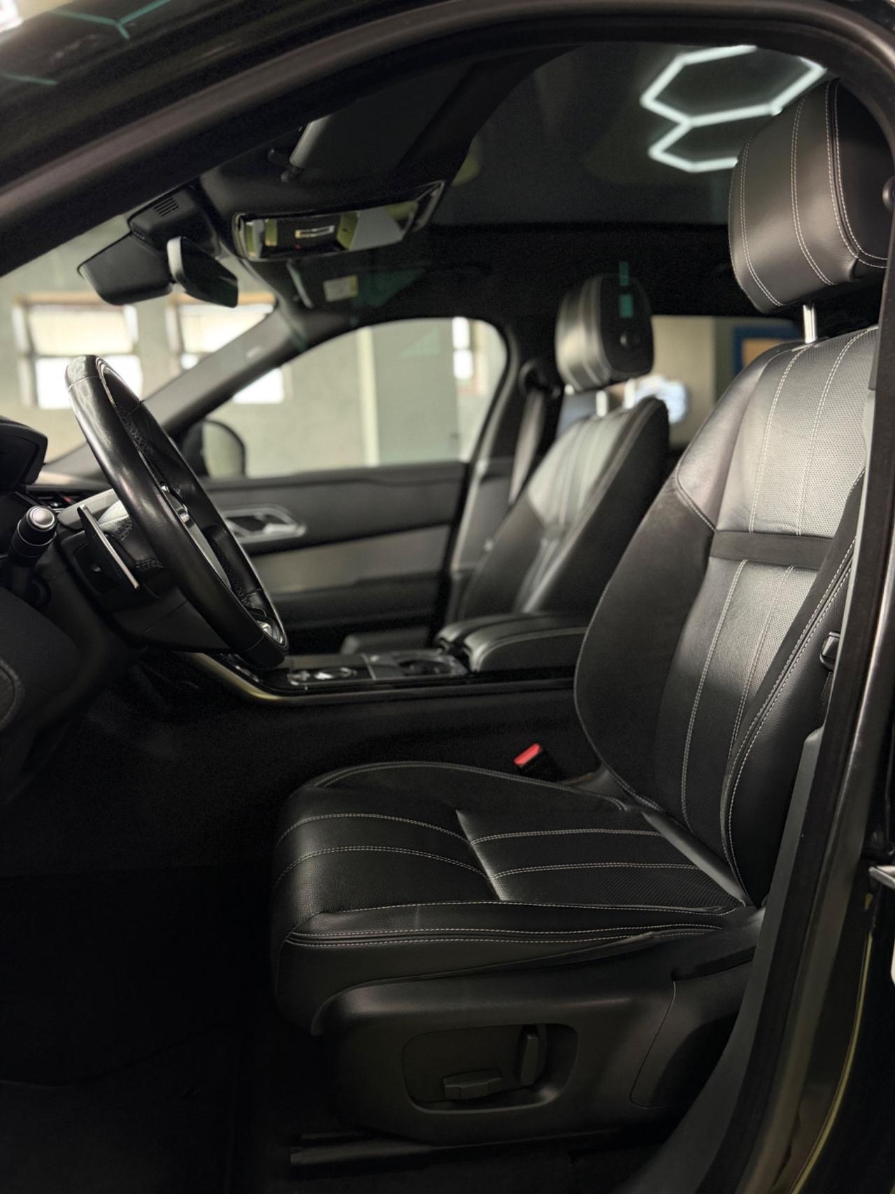 Land Rover Range Velar 2.0D I4 240 CV R-Dynamic S
