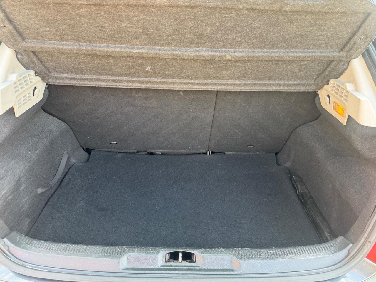 Peugeot 207 1.4 BENZINA 75CV 2011