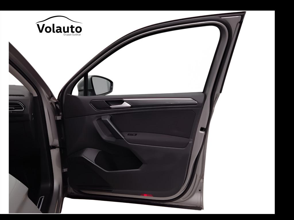 VOLKSWAGEN Tiguan II 2016 - Tiguan 2.0 tdi Sport 150cv