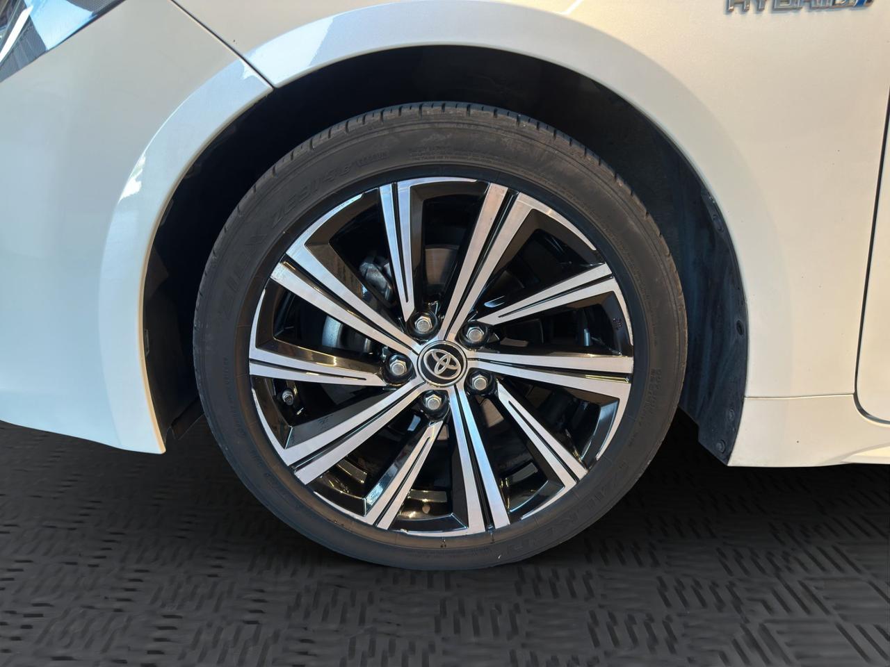 Toyota Corolla 1.8h STYLE cvt