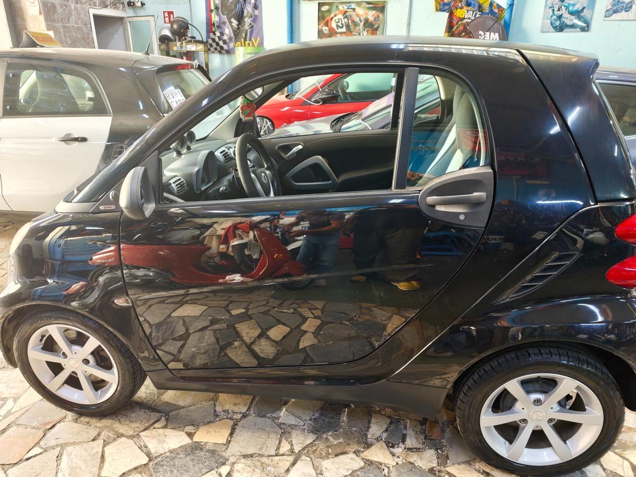 Smart ForTwo 1000 62 kW coupé passion