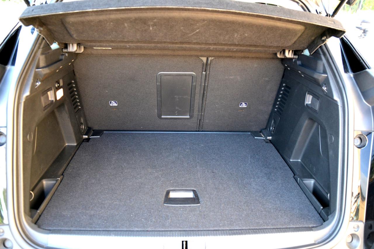 Peugeot 3008 1.5 HDi 130CV EAT8 ALLURE **PREZZO REALE**UNIPRO'