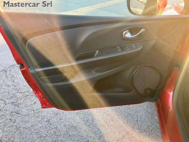 RENAULT Clio 1.5 dci LIFE 75cv Autocarro n1 - FV286SR