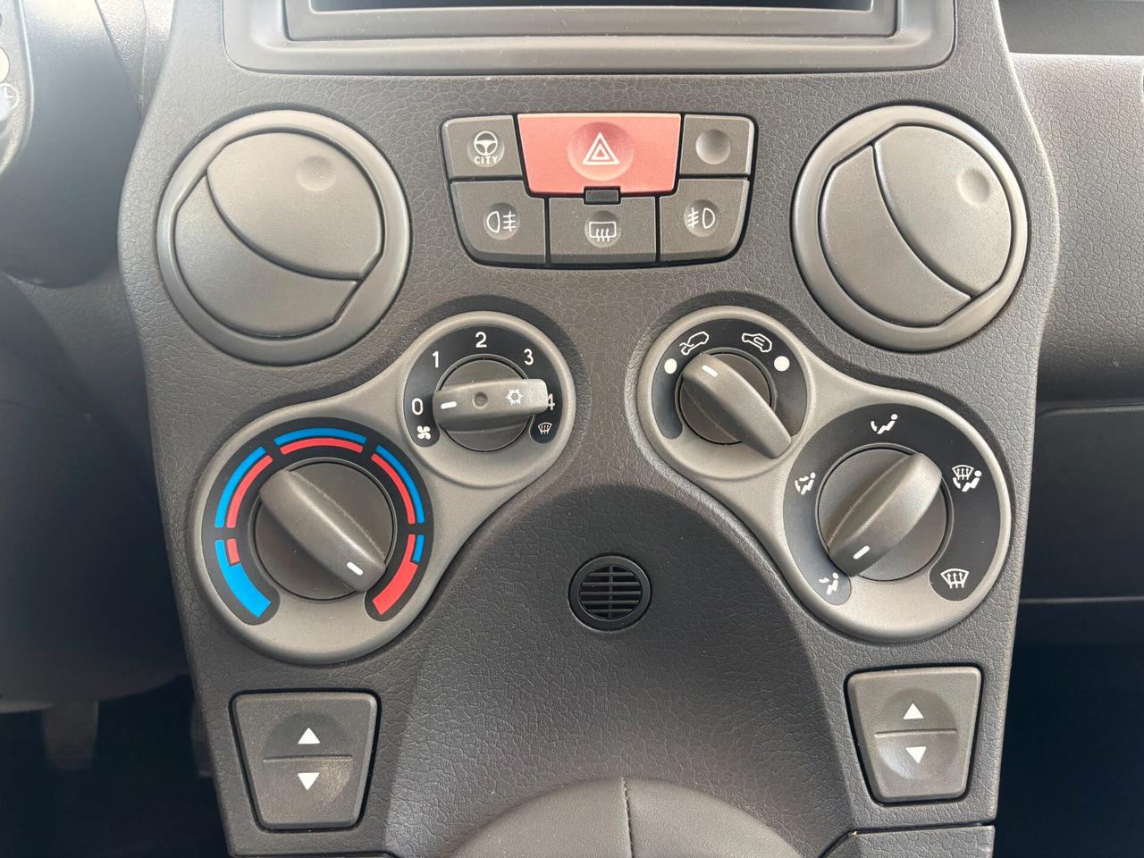 Fiat Panda 1.2 Emotion 60cv