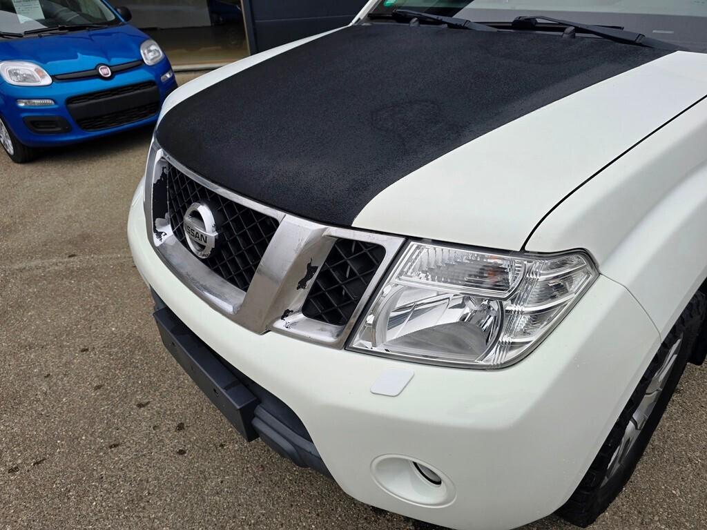 Nissan Navara 3.0 DCI V6 231CV "LE"