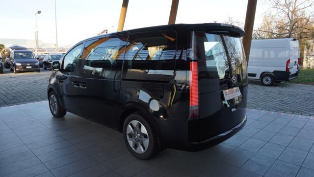 HYUNDAI Staria 2.2 MT 2WD 9 posti Wagon