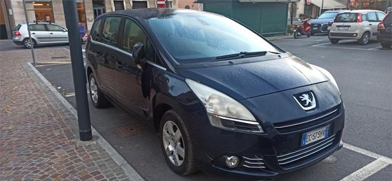 PEUGEOT 5008 5008 2.0 HDi 150 CV Business