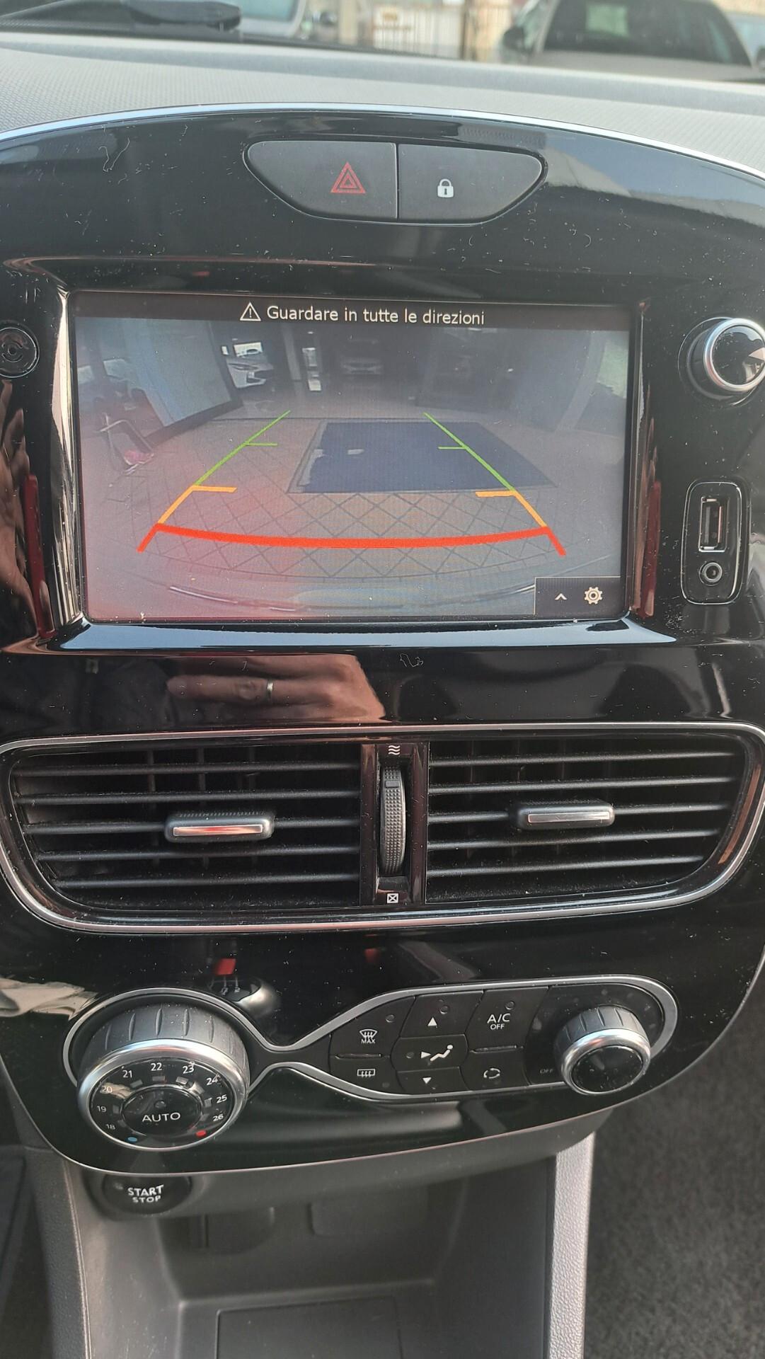 Renault Clio TCe 120CV Start&Stop 5 porte Energy Intens OK NEO PATENTATI