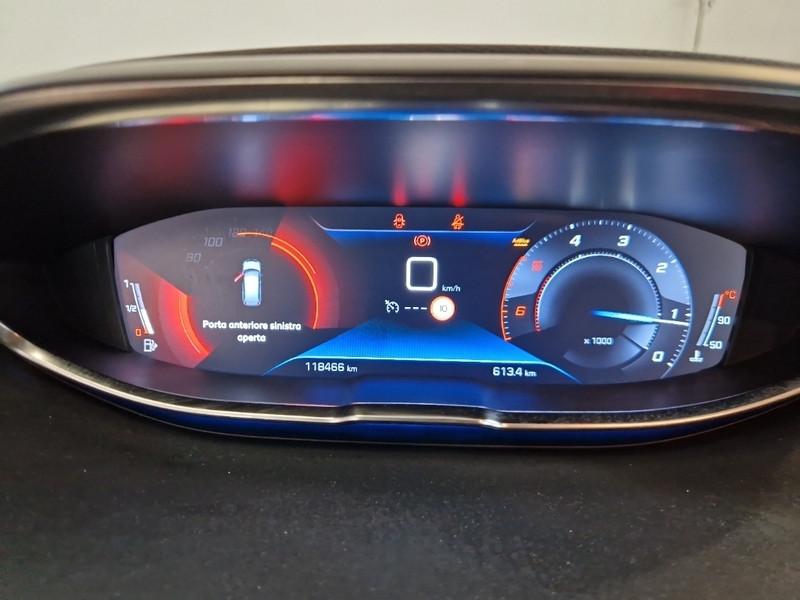 PEUGEOT 5008 BlueHDi 130 Business S/S