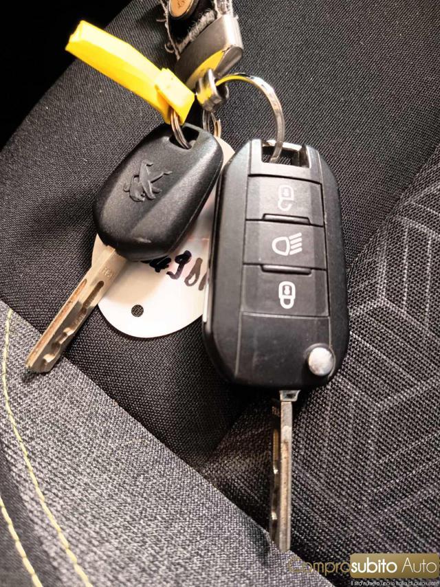 PEUGEOT Rifter BlueHDi 100 Active Long