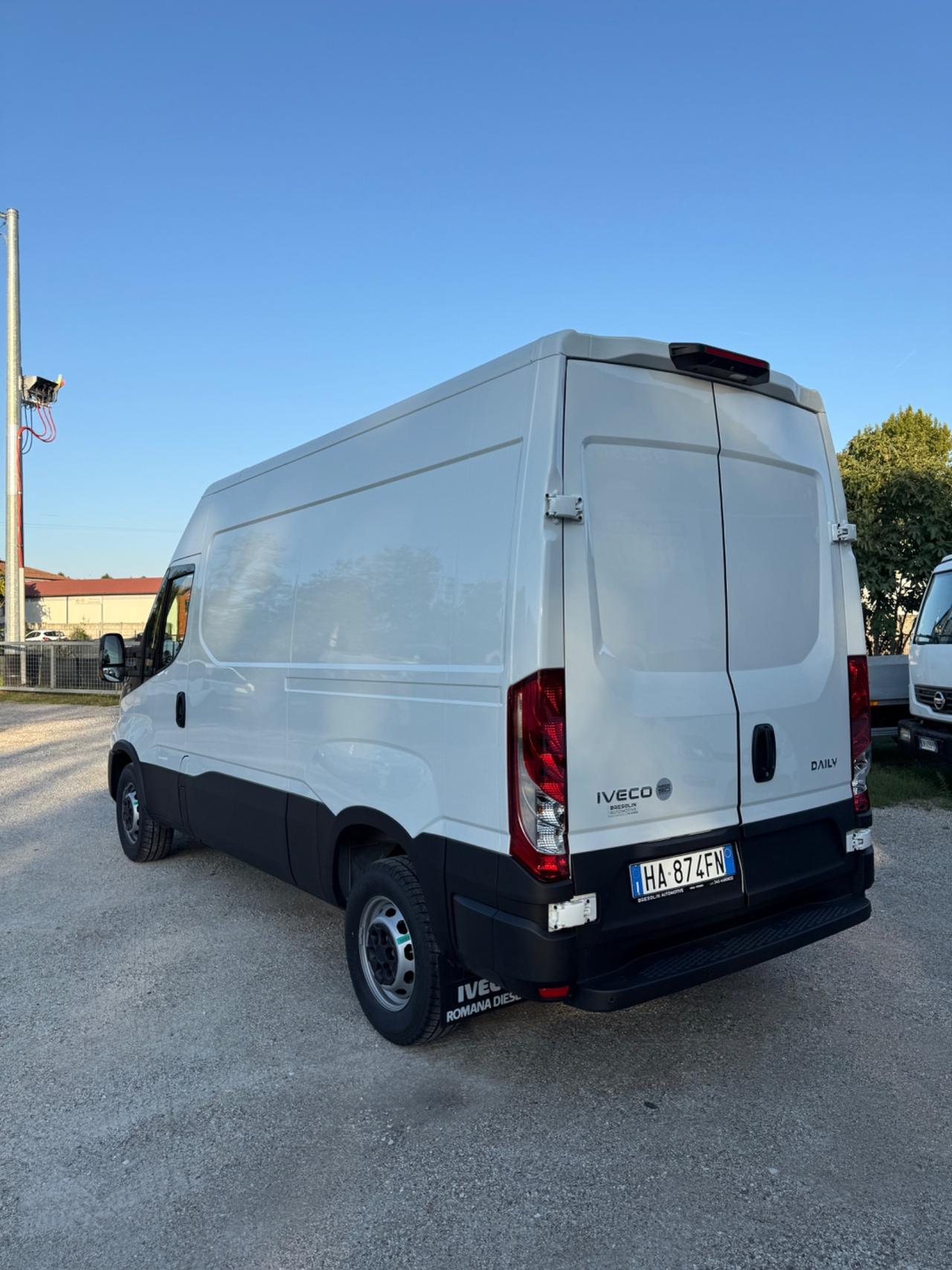 Iveco Daily 35S12V 2.3 HPT PC-TN Furgone