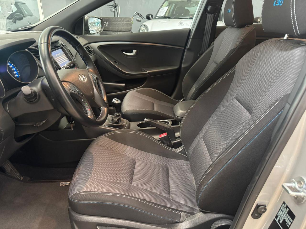 Hyundai i30 1.4 5p. Classic PREZZO REALE!! UNICO PROPRIETARIO!! SEMPRE TAGLIANDATA IN CASA MADRE!! SOLO 16.000 KM!!