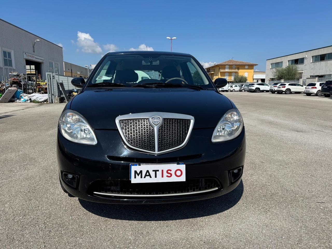 Lancia Ypsilon 1.4 Platino Ecochic GPL. Km 126.000