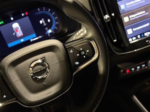 VOLVO XC40 B3 automatico
