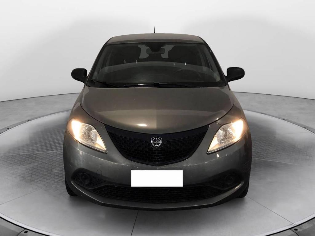 Lancia Ypsilon 5 Porte 1.2 Silver