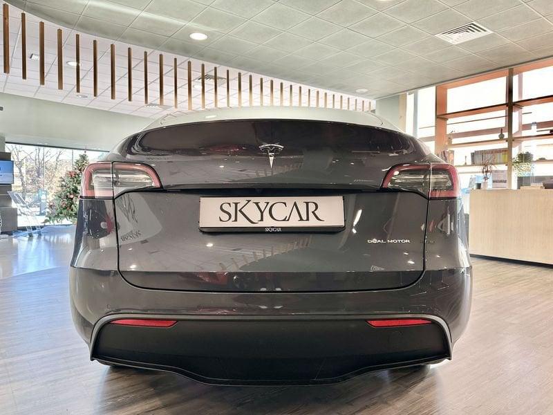 Tesla Model Y Long Range AWD