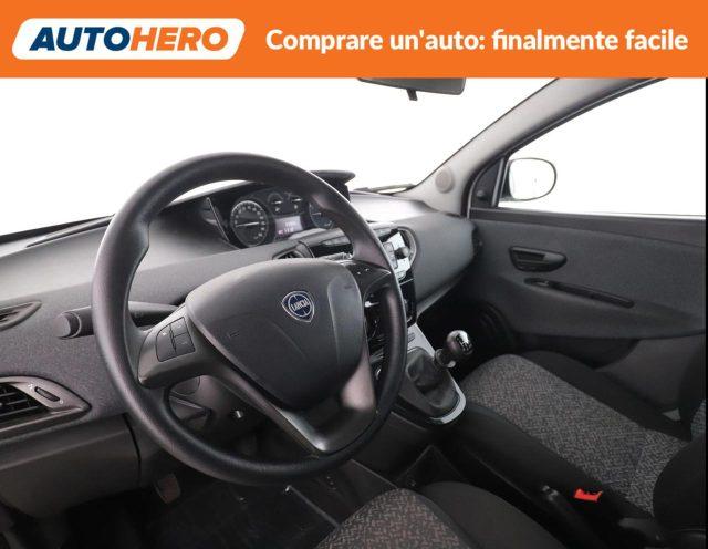 LANCIA Ypsilon 1.0 FireFly 5 porte S&S Hybrid Ecochic Silver