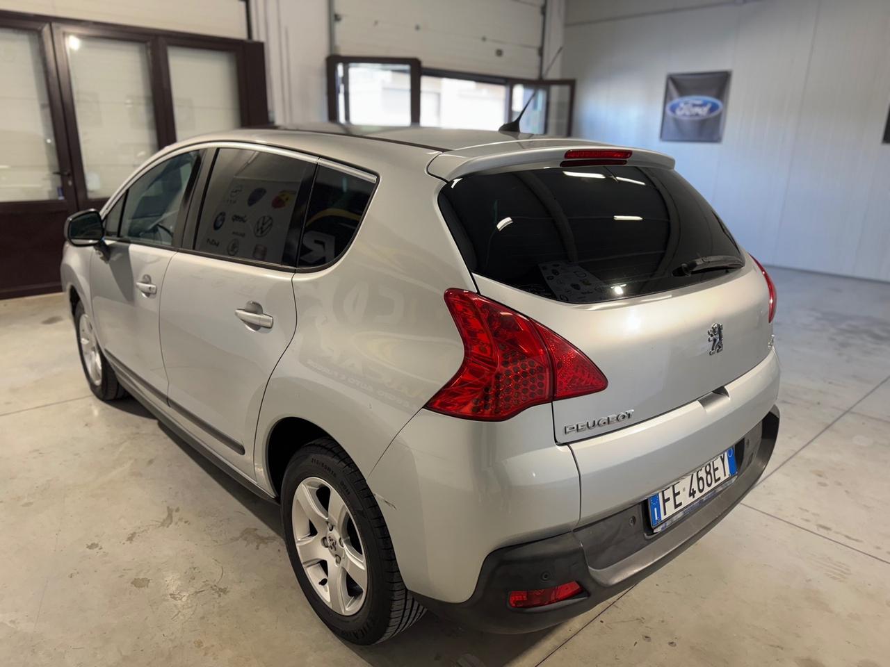 Peugeot 3008 2.0 HDi 150CV Business