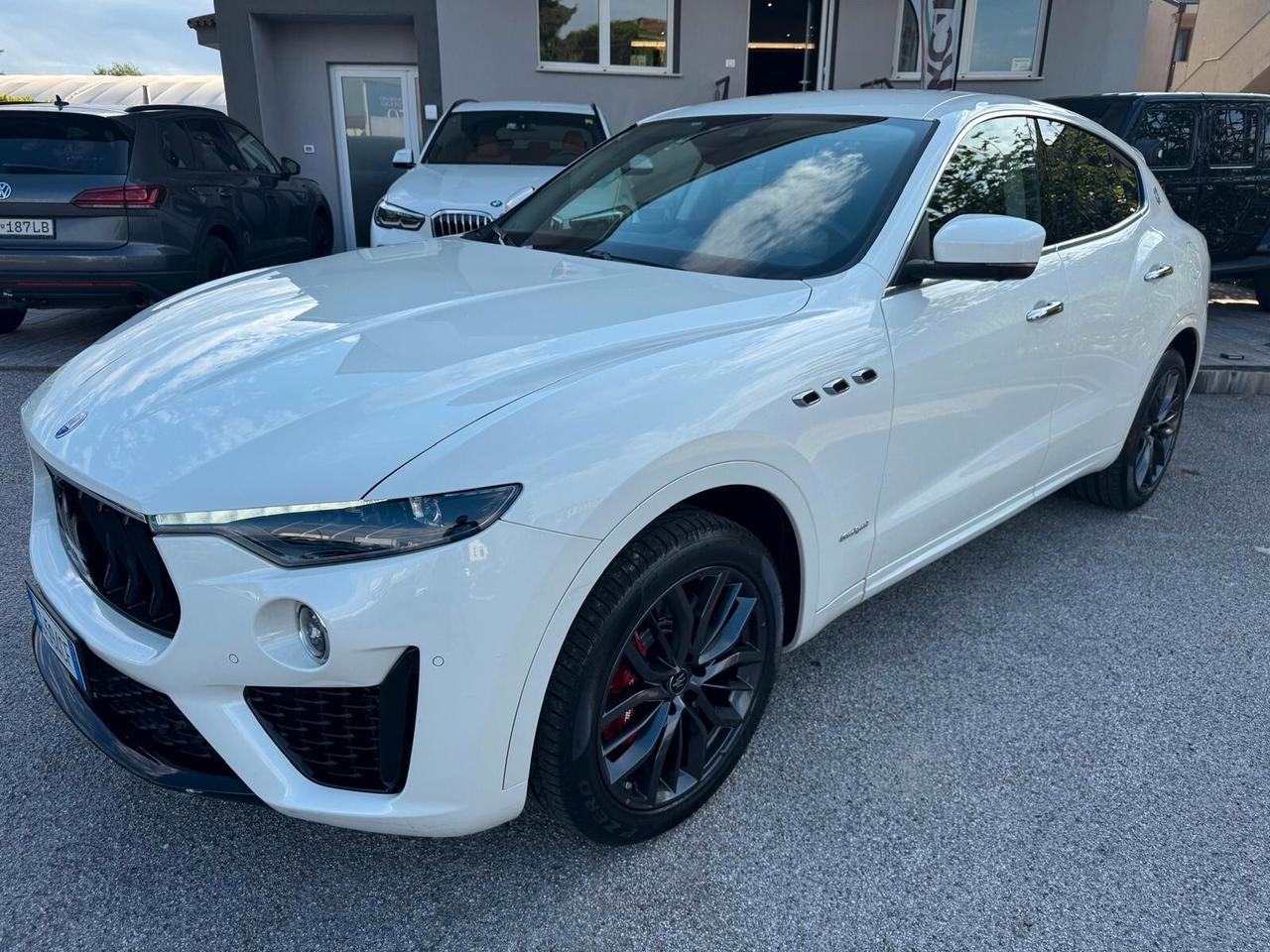Maserati Levante V6 AWD Gransport