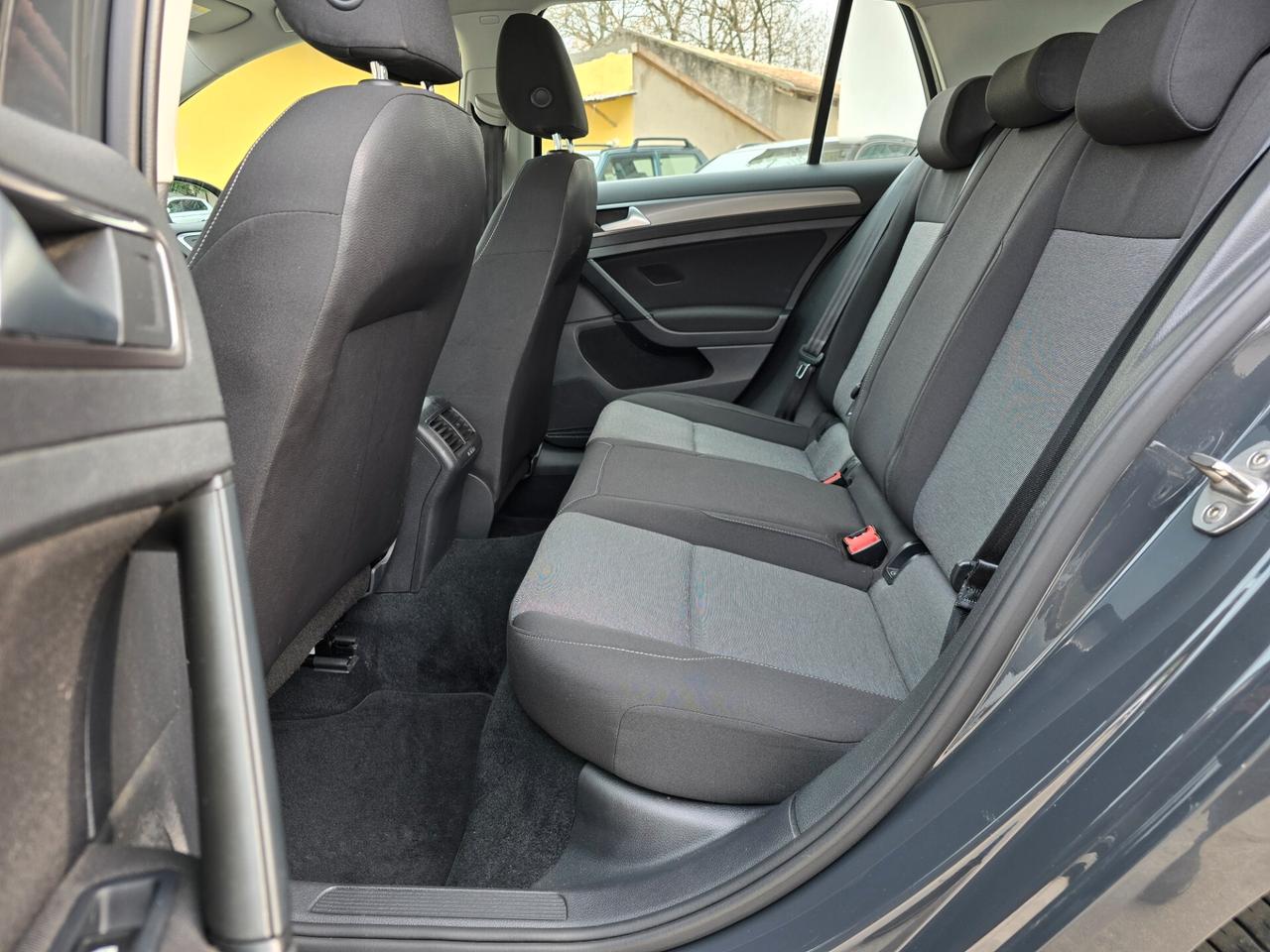 Volkswagen Golf 1.6 TDI 90 CV