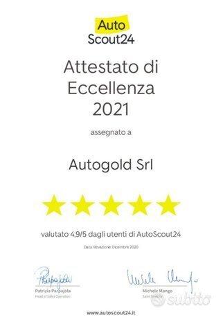 Italiana targa Milano