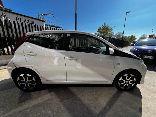 TOYOTA Aygo Connect 1.0 VVT-i 72 CV 5 porte x-fun