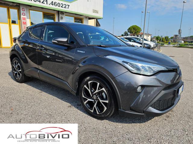 TOYOTA C-HR 1.8 Hybrid E-CVT Trend