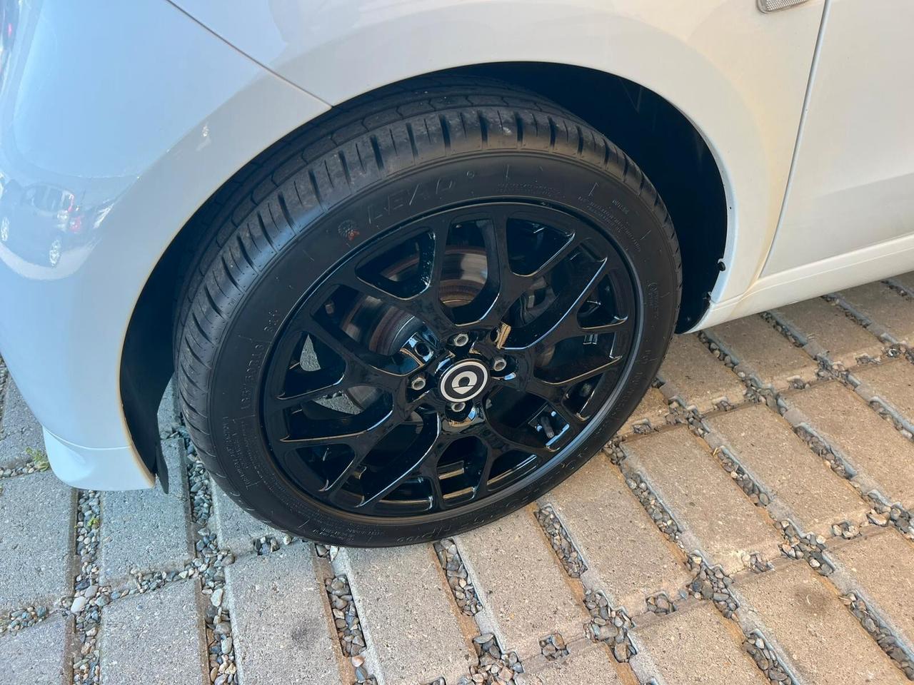 Smart ForTwo 70 1.0 twinamic Passion + TETTO PANORAMICO + NAVIGATORE